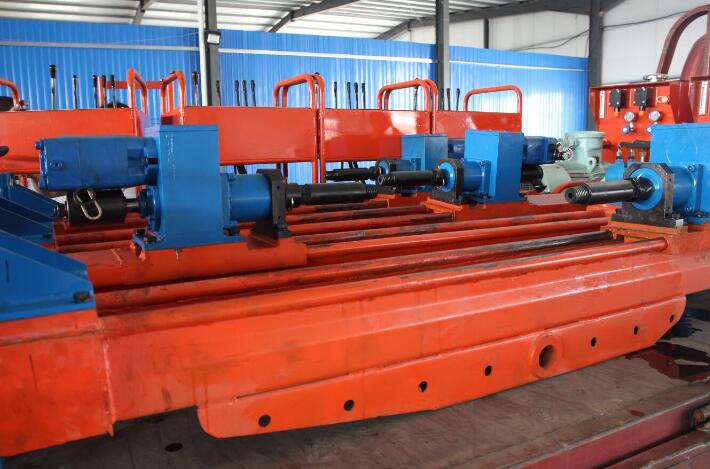 煤礦探放水：除了需要一臺液壓回轉(zhuǎn)鉆機，你還得注意這些原則