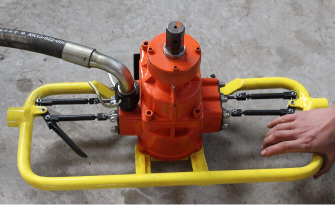 氣動手持式鉆機(jī) 加支腿還是架座你說了算
