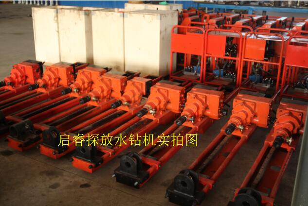 煤礦探放水用鉆機(jī)：多、快、好、省