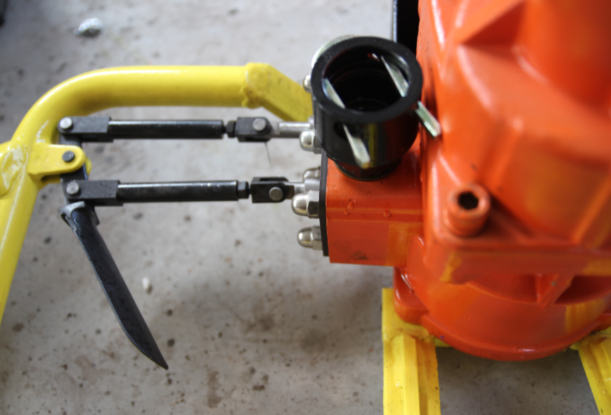 輕便氣動鉆機——ZQSJ140/4.1氣動手持式鉆機當(dāng)仁不讓!