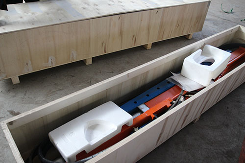 ZYJ-430/200液壓架柱式回轉(zhuǎn)鉆機發(fā)貨實圖